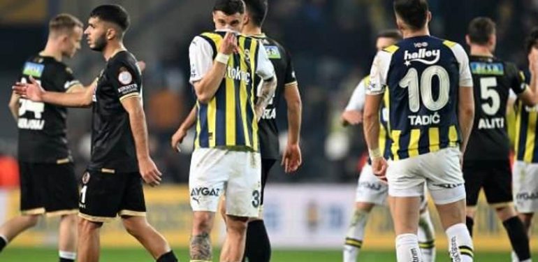 Fenerbahçe’de berbat istatistik! Ligde sondan ikinci…