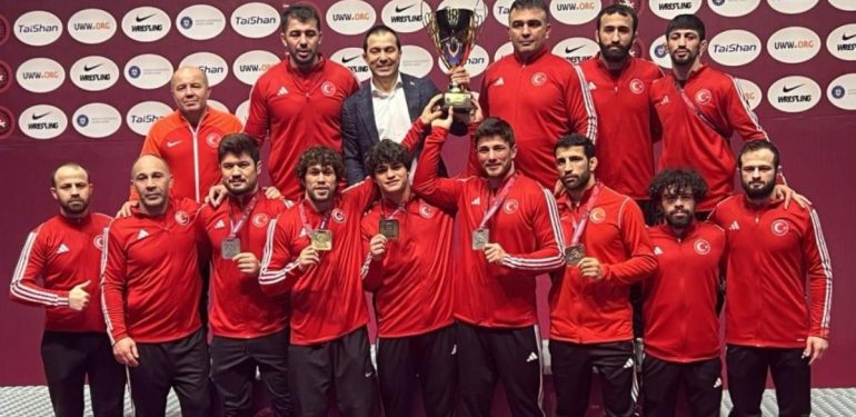 Grekoromen Güreş Ulusal Ekibi Avrupa şampiyonu