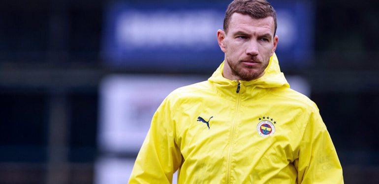 Edin Dzeko: Şampiyonluk için Galatasaray ile sonuna kadar savaşacağız