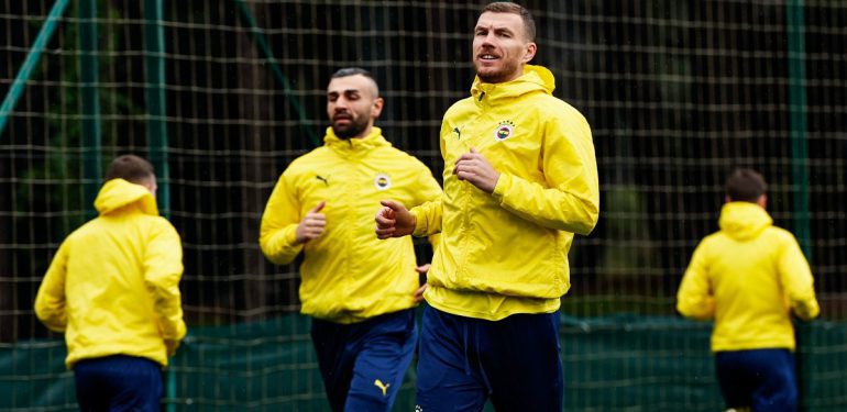 Fenerbahçe, Rizespor maçının hazırlıklarını sürdürdü