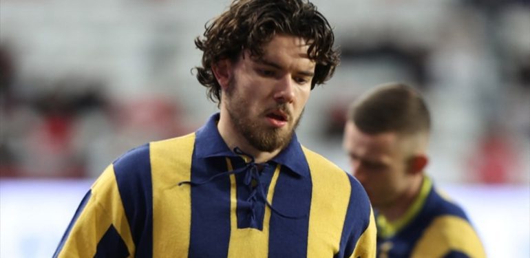 Ferdi Kadıoğlu’na Arsenal’den yakın takip! Adım adım izlettirilecek