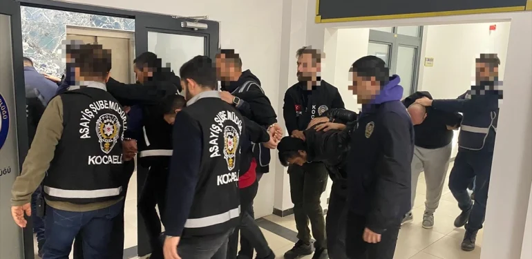 Kocaeli’de Hırsızlık Yapan 7 Zanlı Tutuklandı