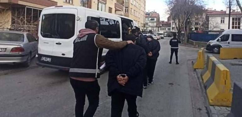 Konya’da Kafes-37 operasyonunda yakalanan 5 zanlı tutuklandı