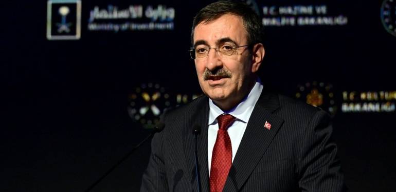 Türkiye-Suudi Arabistan Yatırım ve İş Forumu 1,8 trilyon dolarlık yatırım fırsatı için başladı