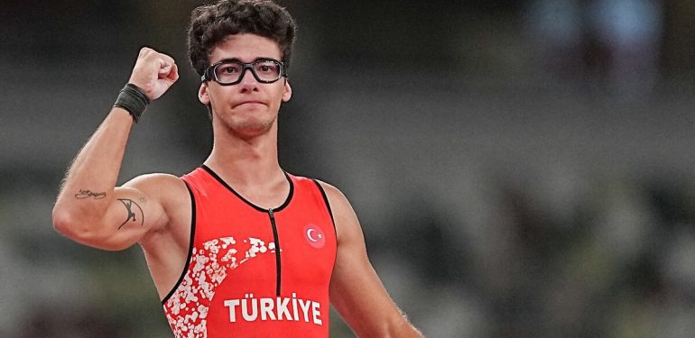 Ulusal atlet Ersu Şaşma, Fransa’daki müsabakada 2. oldu